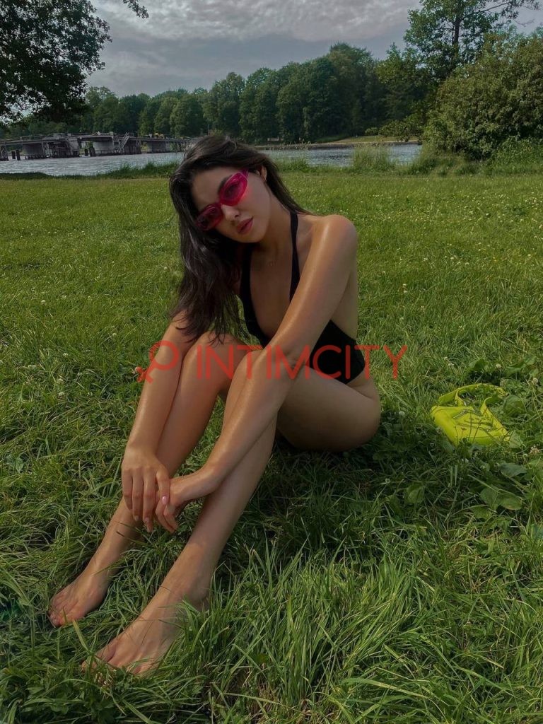 Эскортница Амалия Интимсити