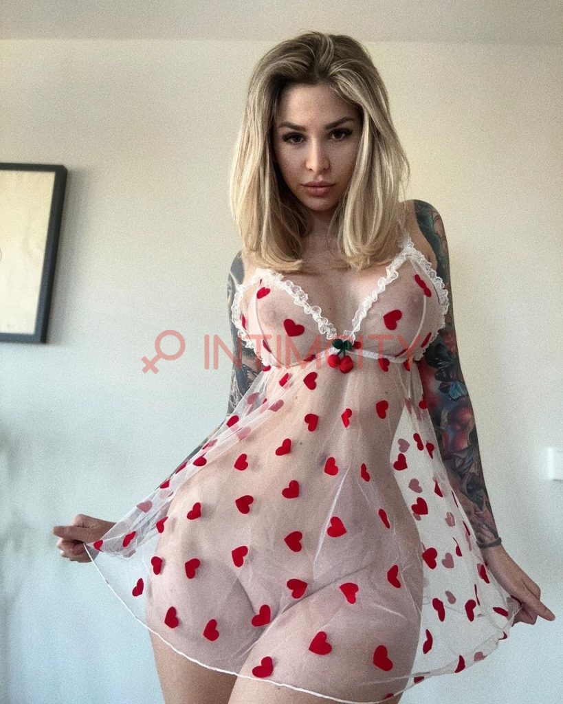 путана Адриана Интимсити