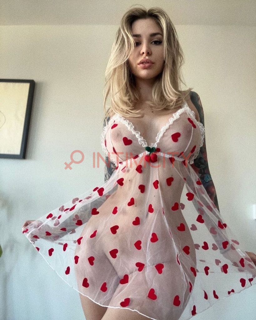 Шлюхи Адриана Интимсити