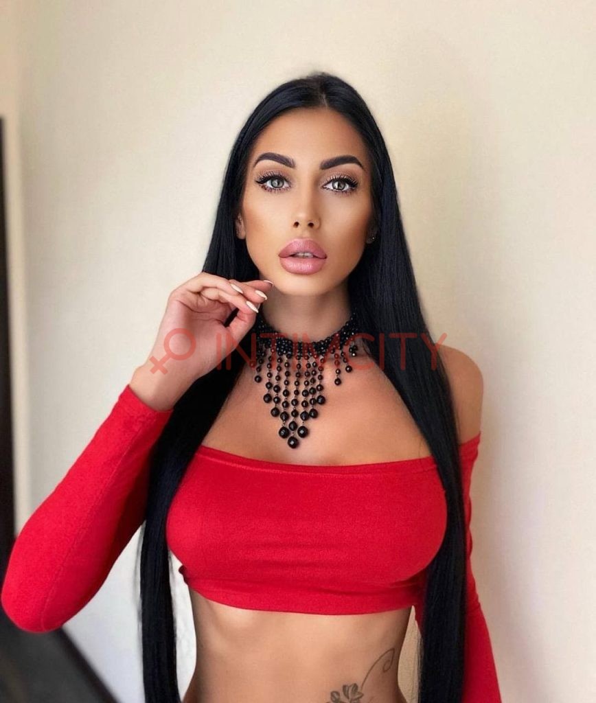 Шлюха Аманда Интимсити