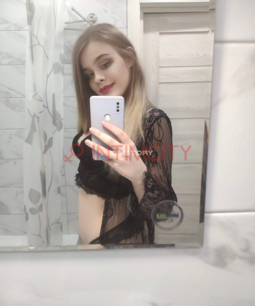 Элитная проститутка Настенька IntimCity