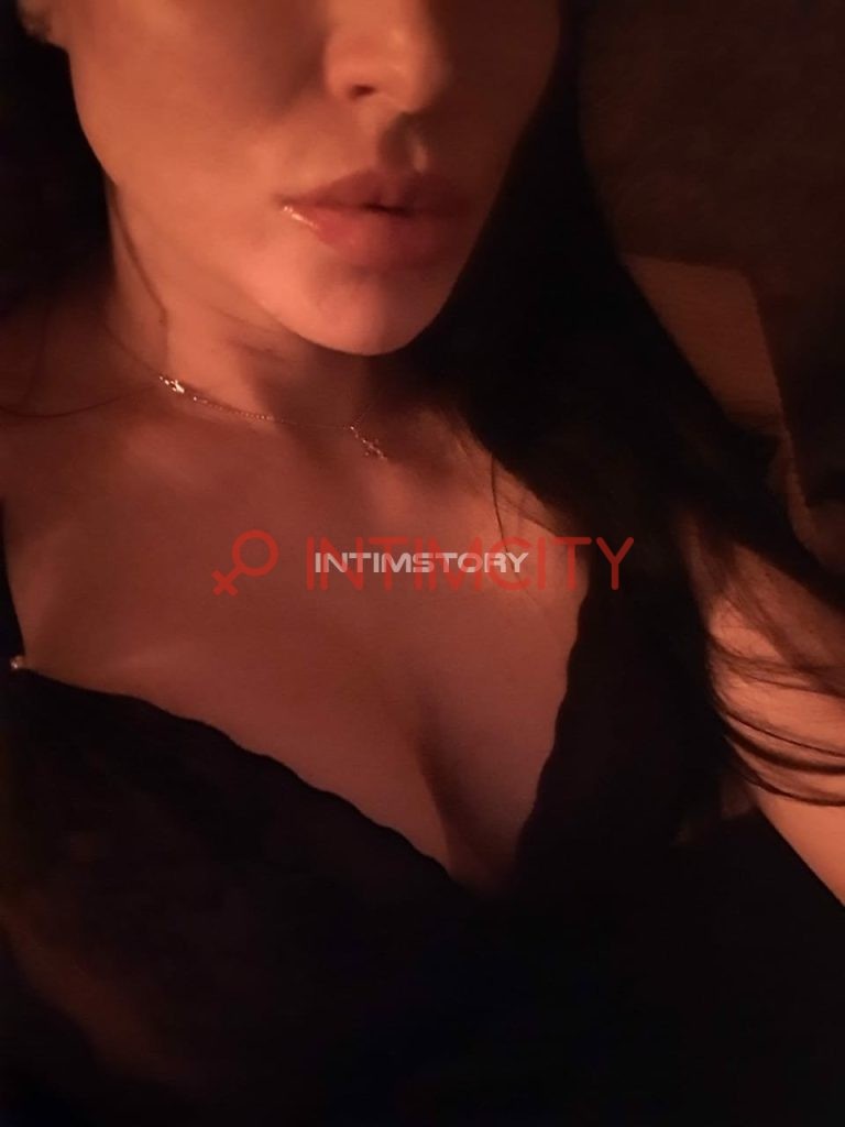 Эскортница Соня IntimCity