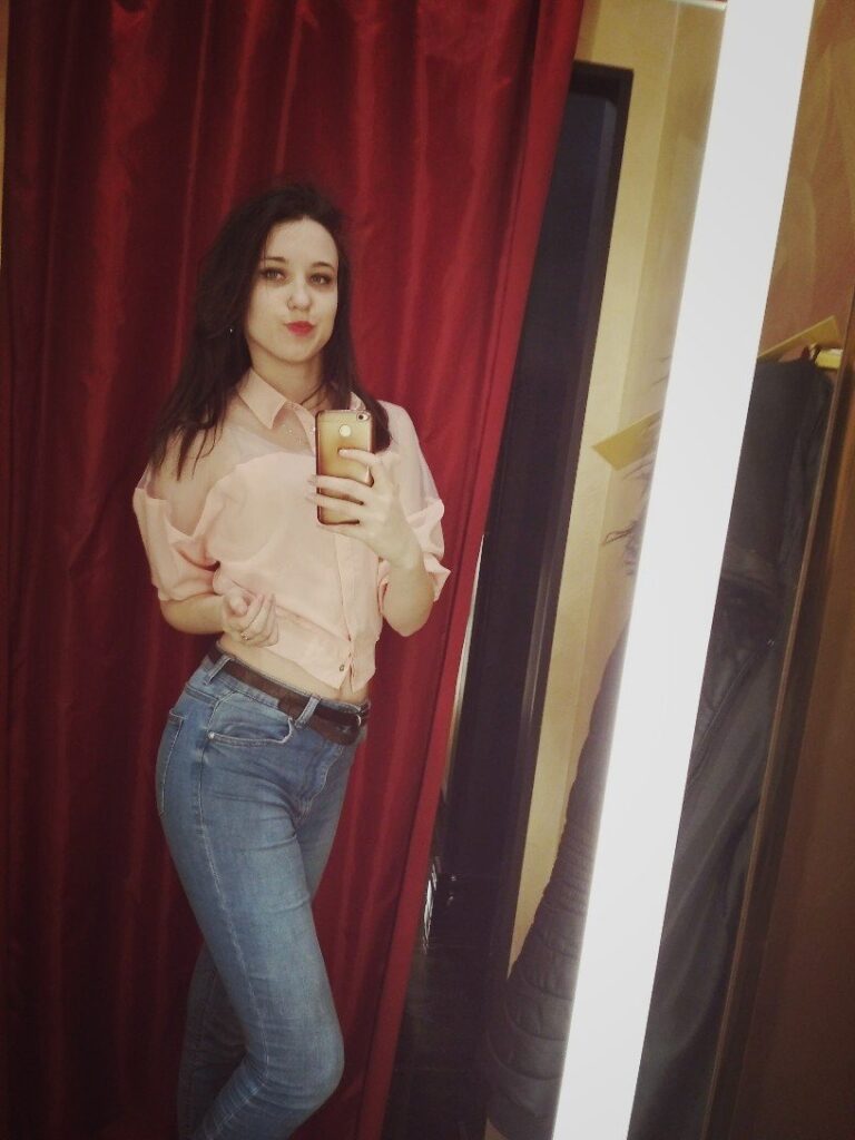 Эскортница Дашута IntimCity