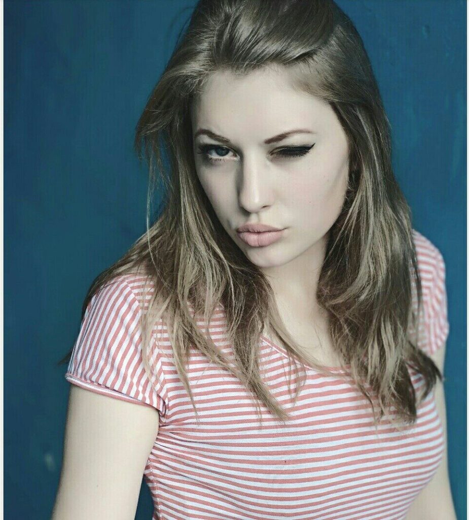 Элитная проститутка Оля Интимсити