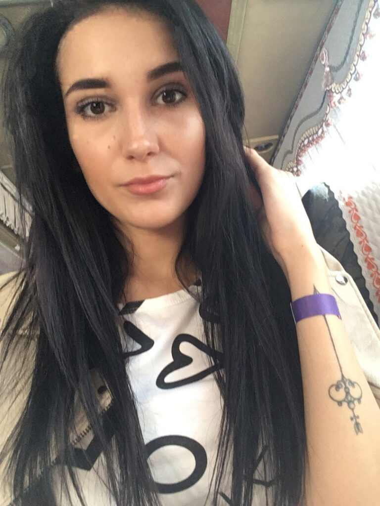 Индивидуалка Эмилия IntimCity