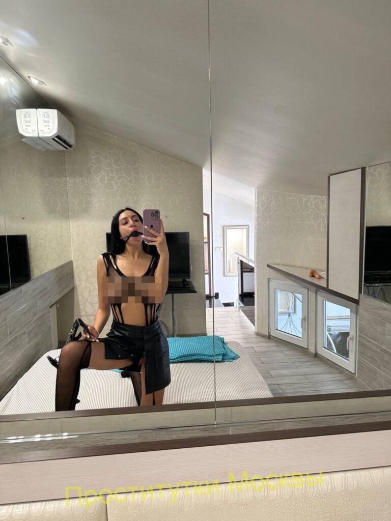 Элитная проститутка София IntimCity