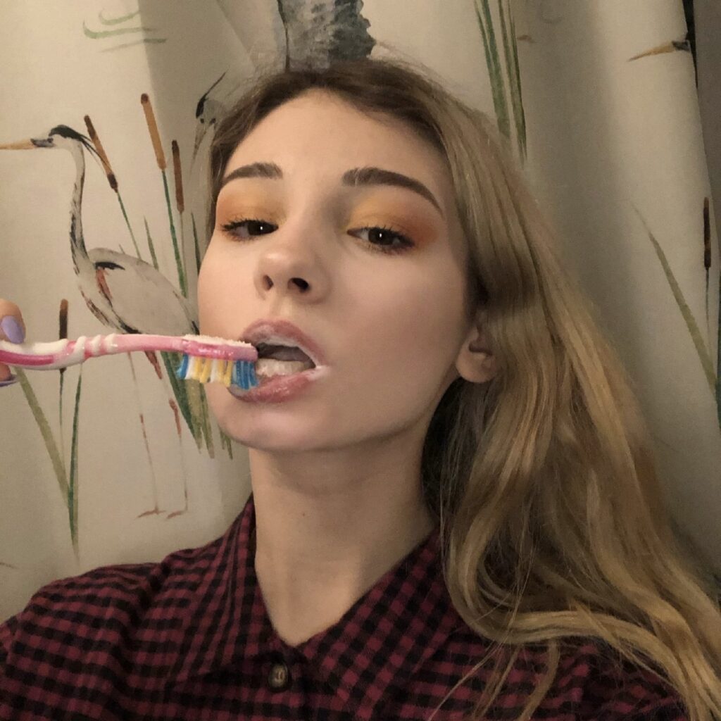 Шлюха Лида IntimCity