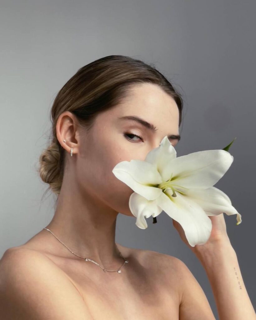 Шлюха Настя IntimCity